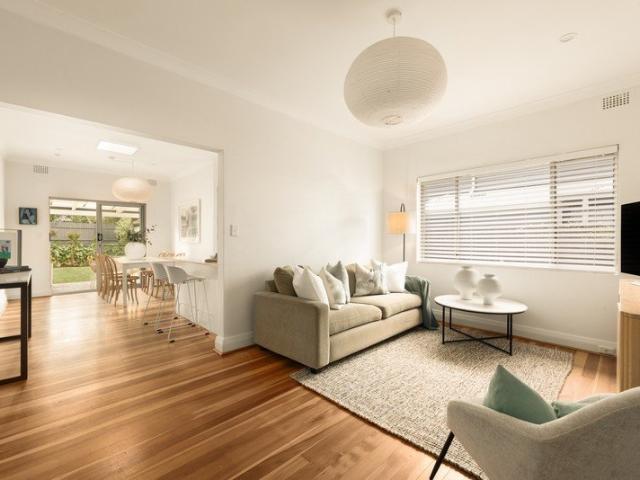 Sunshine, Space And Potential On The Boarder Of Clovelly, A Family Classic With A Lush North Facing Garden