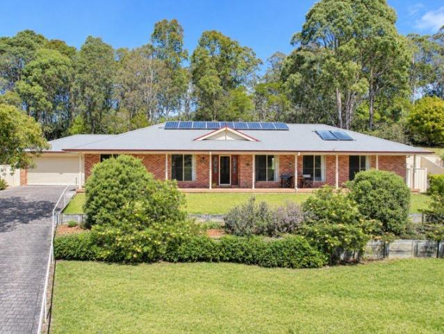 Sunshine, Space & Easy Family Living
