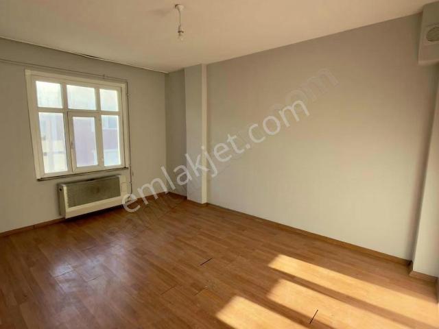 Suatlar Merkez 2+1 Kiralık 110 Mt Arakat Daire