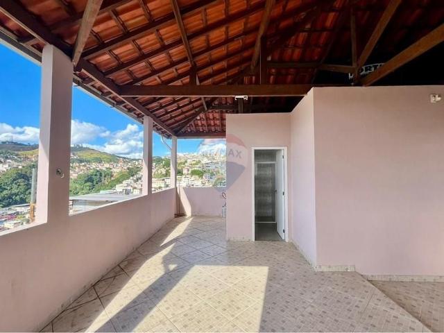 Sua Casa dos Sonhos em Santa Candida!
