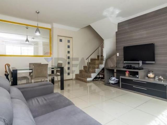 Sua Casa em condomínio em Bairro Desejado!