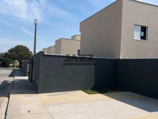Sua chance de viver em uma casa completa na região das Chácaras Araújo