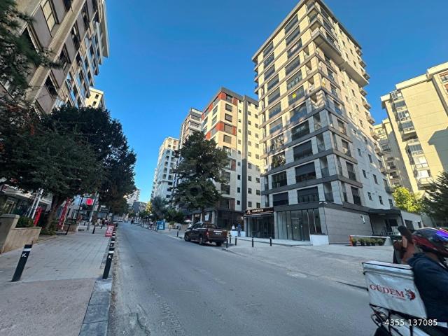 SUADİYE BAĞDAT CAD.YAKINI '0' MUTFAK BANYOLU 65m2 SATILIK İŞYERİ