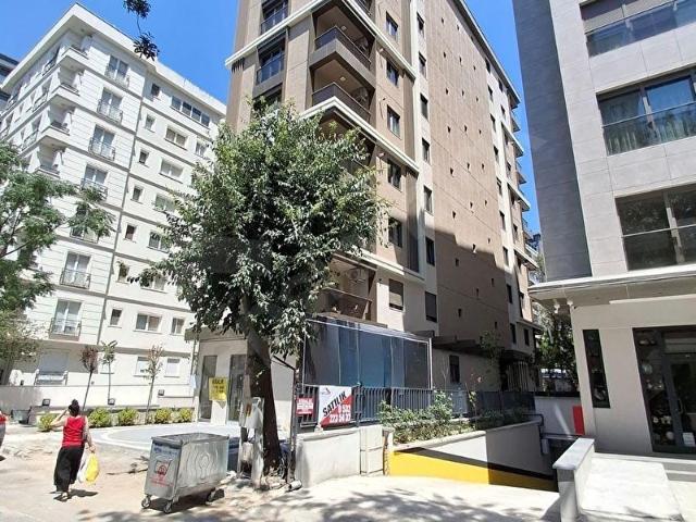 SUADİYE BAĞDATA YAKIN 126 M2 BALKONLU EBEVEYNLİ OTURUMA HAZIR