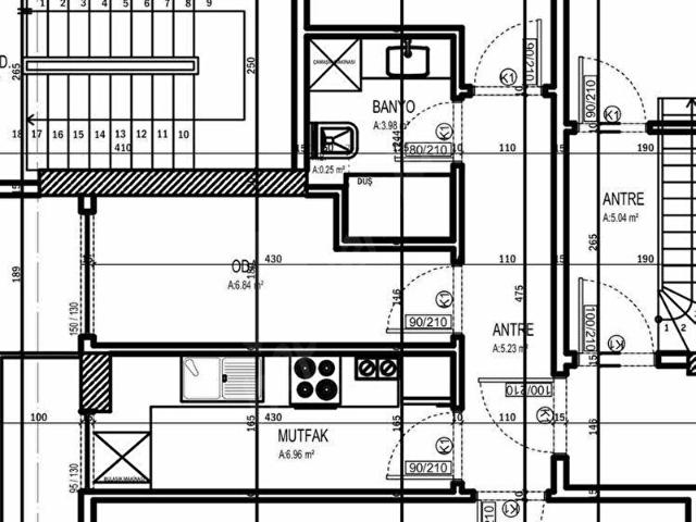 SUADİYE DE CADDE YE 4 BİNADA 76 M2 NET EMSALSİZ