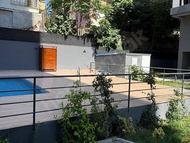 SUADİYE ELİT PARK SİTESİNDE HAVUZLU 1+1 KİRALIK DAİRE