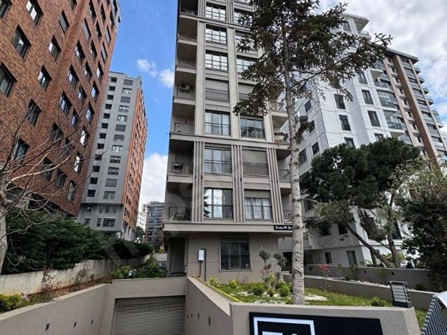 SUADİYE'DE CADDE'YE YAKIN BALKONLU SIFIR 95 M2 DAİRE 2+1