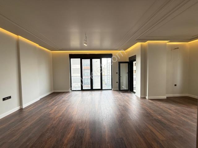Suadiyede Bağdata Yakın Mimari Dekorlu Sıfır Satılık 150 M2 3+1