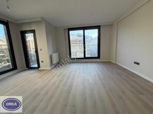 Suadiye'de Sıfır, Marmaray Yakını 2+1 Daire: 73m² Net, Balkonlu