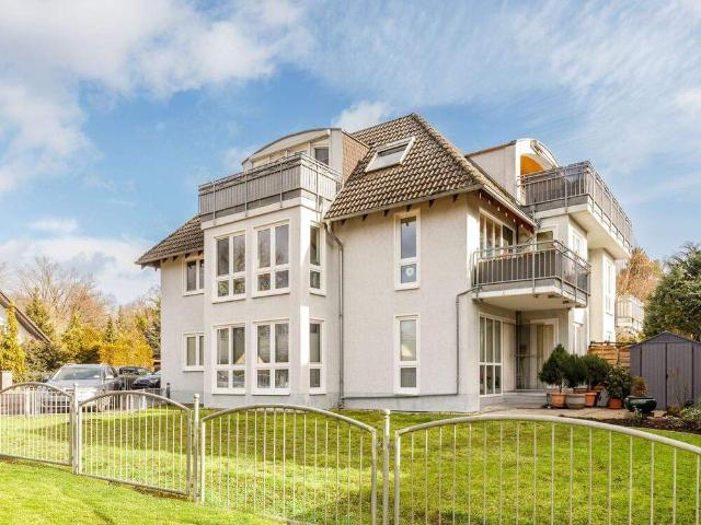 Suburban Attic Modernes Dachgeschoss mit 3 Terrassen & Stellplatz nahe dem Strandbad Müggelsee