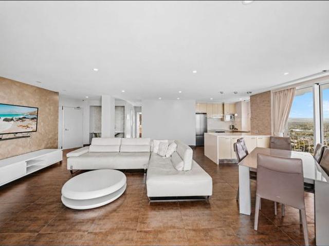 Sub Penthouse Living with Uninterrupted Ocean, City & Hinterland Views
