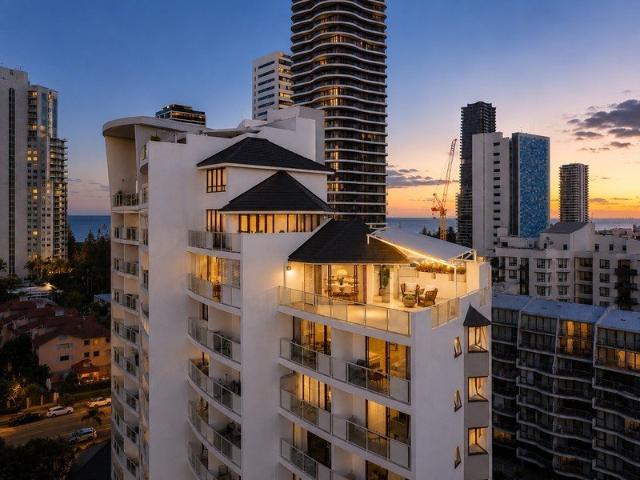 SUB PENTHOUSE LIVING IN THE HEART OF BROADBEACH