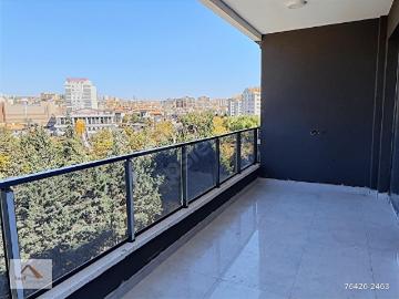 SUBAYEVLERİ BOTANİK PARKINA KOMŞU SATILIK 4+1 LÜKS DAİRELER