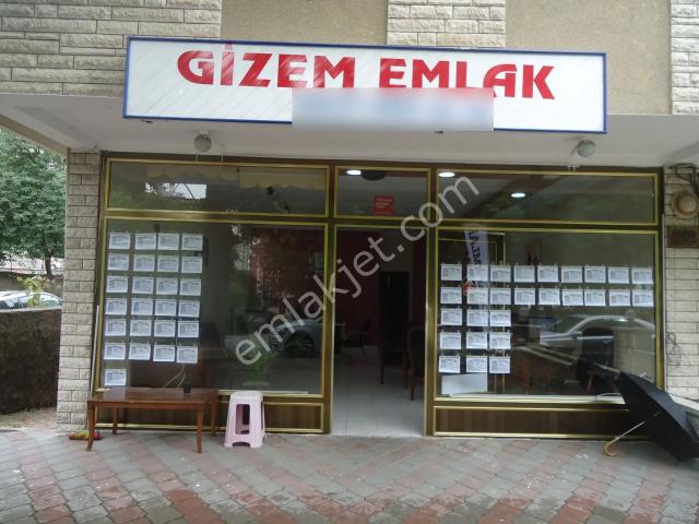 Subayevlerinde Gizem Emlak'tan 3+1 Giriş
