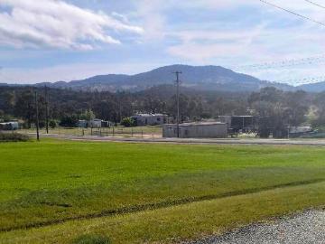 RU5 ZONING 2116 M2 CORNER DEVELOPMENT SITE,MULTI USE, RESIDENTIAL /BUSINESS