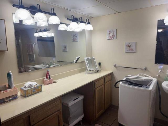 SUBLEASING 2bed 1BATH APARTMENT