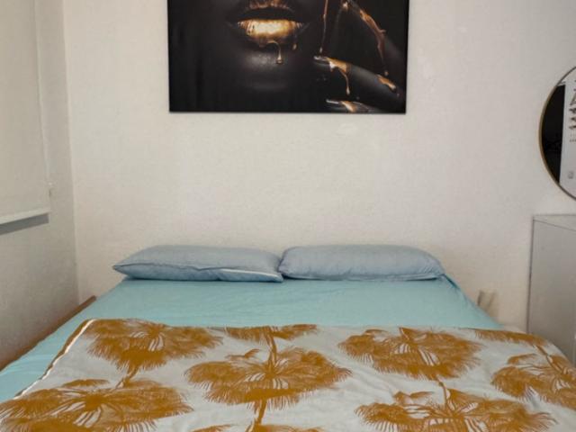 SUBLET 1 Zi. Whg. fur 2 monaten – Möbliert – Balkon – 700€ all in