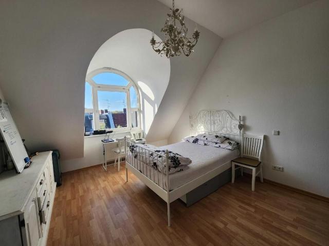Sublet: 2 Room Apartment with Big Balcony in Tegel, Berlin