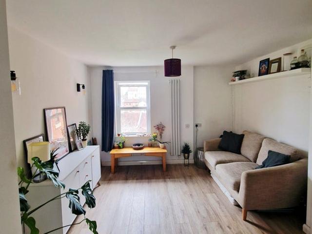 Sublet Central 1 Bed Flat