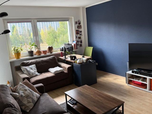 Sublet: Furnished 2 room apartment in Frankfurt opposite the ECB from mid November to end of March, Frankfurt Amsterdam Apartments for Rent