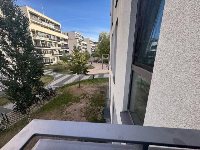 SUBLET Möblierte 2 Zimmer Wohnung mit großem Balkon in Berlin Westend