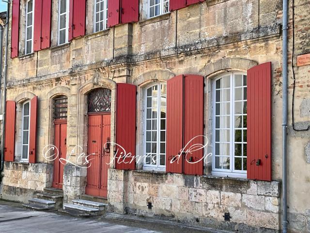 Sublime Maison De Village Xvii° et Xviii° Siècle 600M2. 600m² Agen