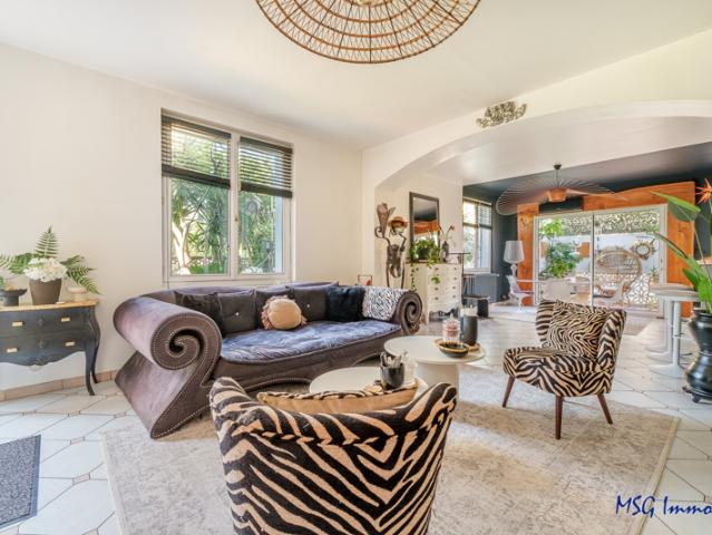 SUBLIME ET RARE MAISON EN EXCELLENT ETAT 145 M2 TOIT TERRASS