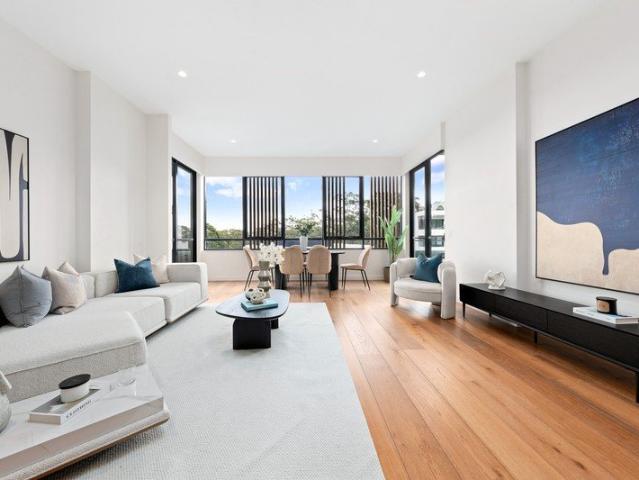 Sublime Penthouse of Excellent Scale and Luxury
