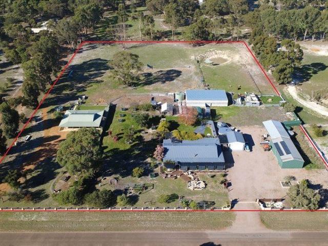 Substantial 2.06Ha Lifestyle Lot with Supplemented Income Potential