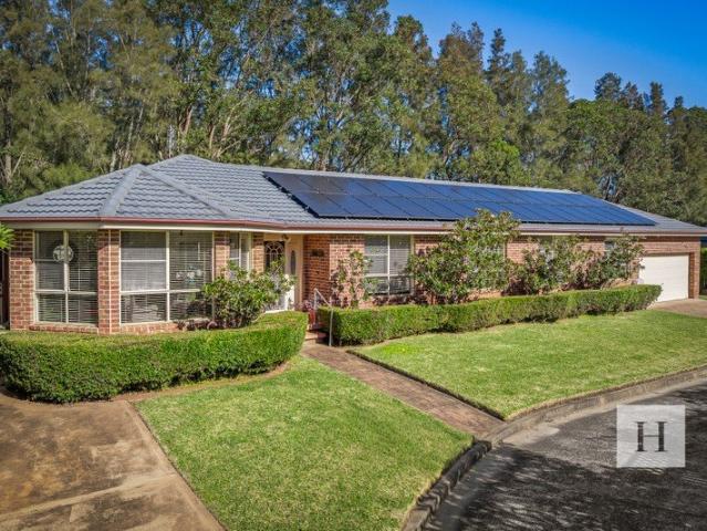 SUBSTANTIAL AND PRIVATE FAMILY HOME