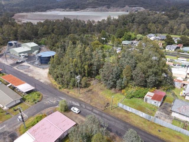 Substantial Bushland Parcel Offering Peace and Potential!