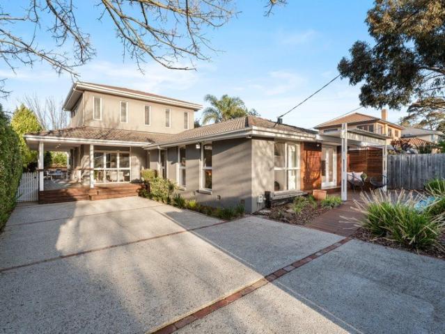 Substantial College Zone Living on the Hill