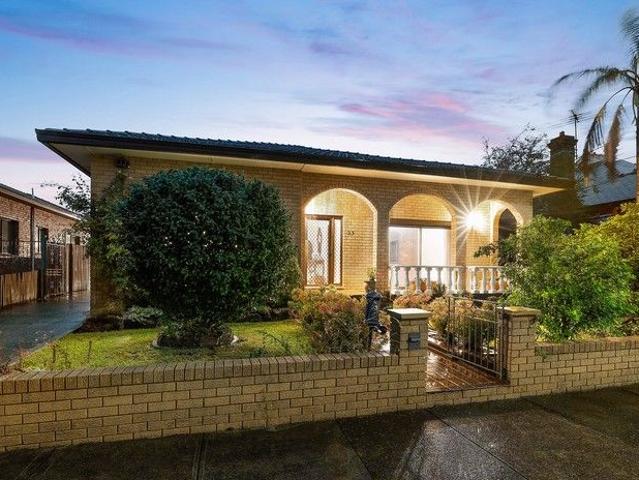 Substantial double brick family home on rare 948sqm