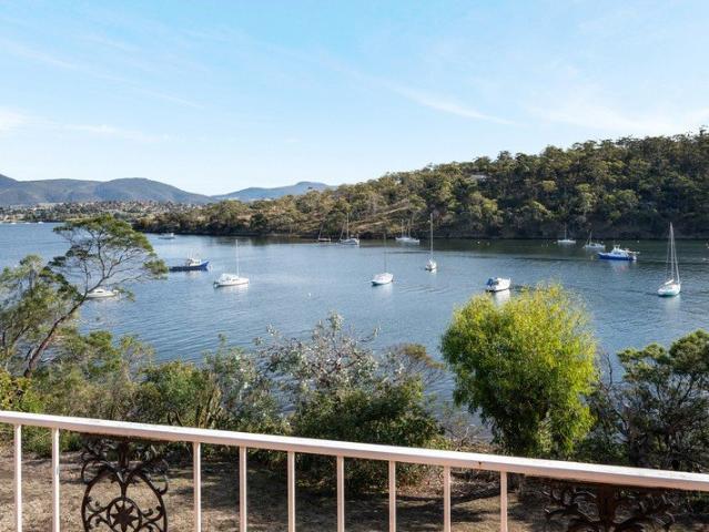 Substantial family home on the waterfront