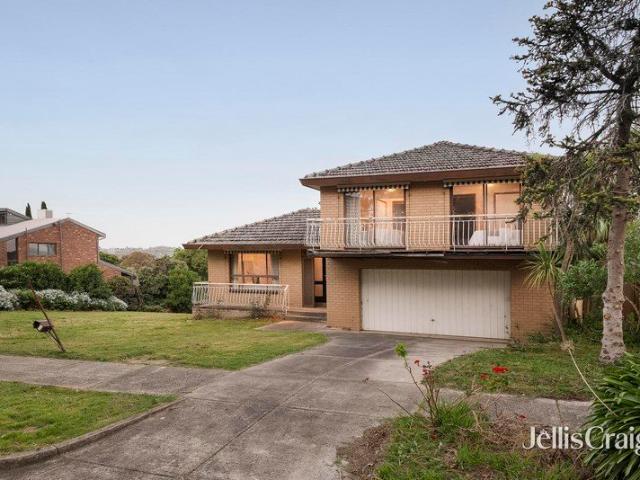 Substantial Living in Doncaster East Secondary Zone