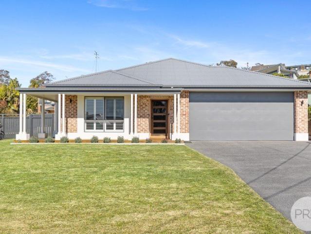 Substantial Modern Home, Serious Shed & Exceptional Lifestyle
