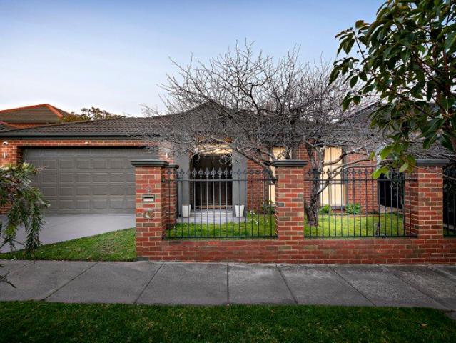 Substantial Single Level in a Prestige Precinct