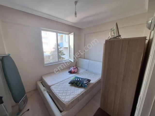 Sücüllü Emlaktan Akşehir De Kiralık 1+1 Eşyalı Çarşı Merkezine Yakın Daire