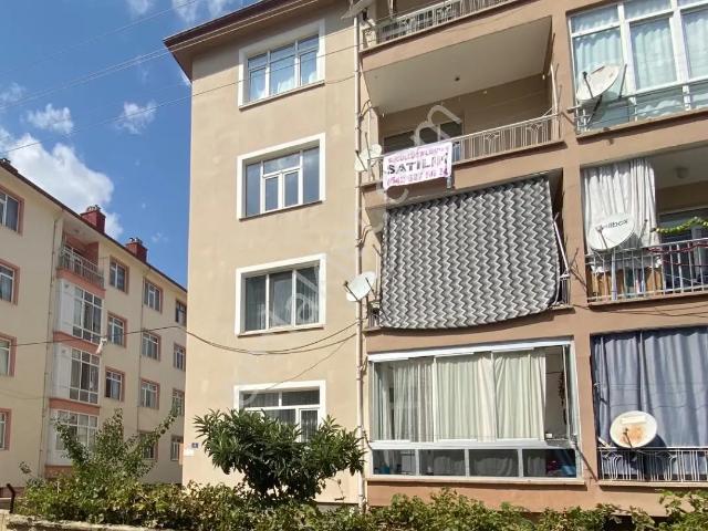 Sücüllü Emlaktan Akşehir Lisesi Karşısında Satılık 3+1 Ferah Daire