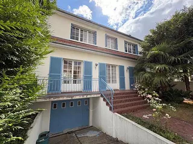 Sucy en Brie 94370 Achat / Vente maison 7 pièces t7 jardin terrasse
