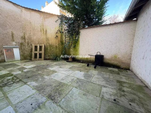 SUCY EN BRIE CENTRE VILLE Appartement deux pièces