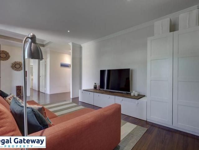 Success Large Family Home with Solar! 4x2 $900 p/w