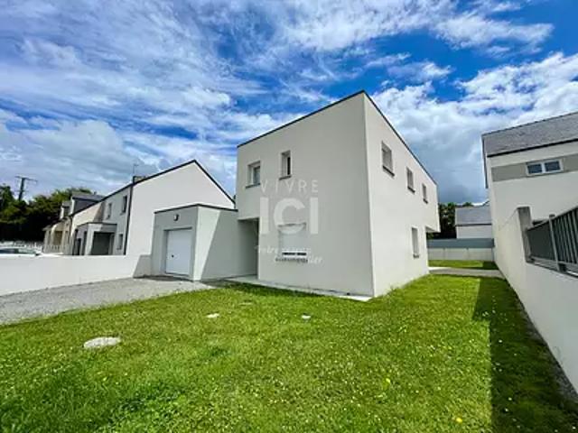 Sucé sur Erdre 44240 Location maison 8 pièces t8 parking