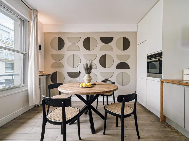 Sucre 2 rooms in Madeleine 8 Arr., Paris Amsterdam Apartments for Rent