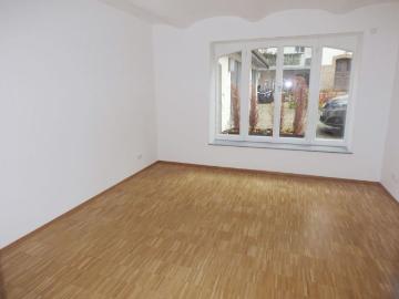 Südvorstadt Exklusive 5 Zi. Gartenwohnung in ruhiger Lage, mit Sauna, Kamin und Carport