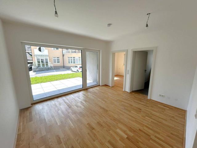 Südwesseitige 2 Zimmer Gartenwohnung mit Küche