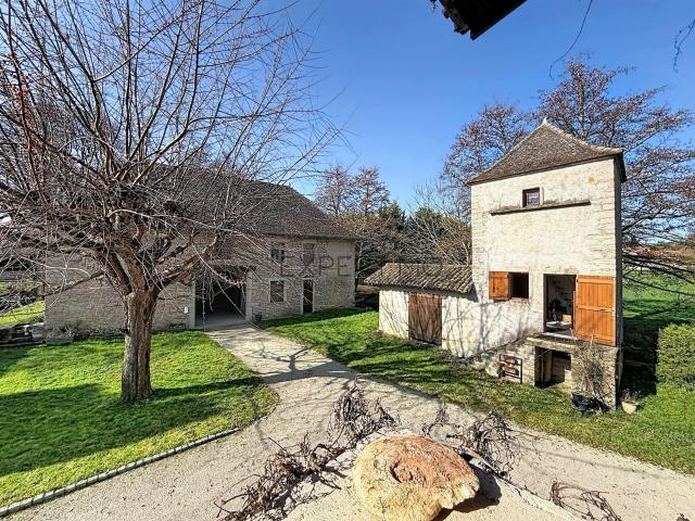 SUD BOURGOGNE BOYER 71 Moulin de caractère du XVIIème sièc. 145m² Boyer