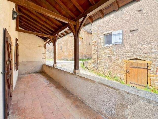 SUD BOURGOGNE – ENTRE CLUNY ET TAIZÉ | ENSEMBLE EN PIERRE 7 PIECES | MULTIPLES PROJETS