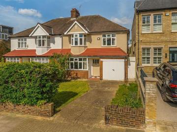 Sudbrooke Road, London SW12 3 bed house to rent £5,000 pcm £1,154 pw
