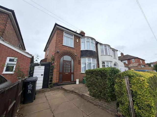 Sudeley Avenue, Leicester LE4, 3 bed semi detached house to rent, £1,200 pcm | PrimeLocation